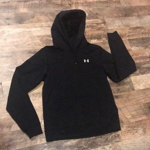 UNDER ARMOR fleeced lined hoodie
